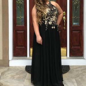 Plus size prom dress